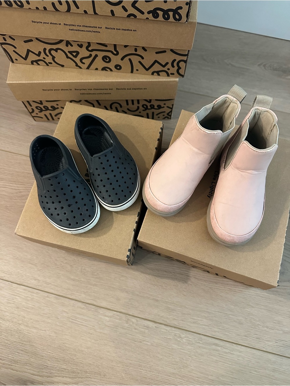 Native Shoes C7 bundle - Picture 2 of 3